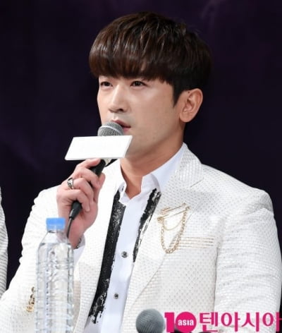 신화 '이민우', 강제추행 혐의 입건