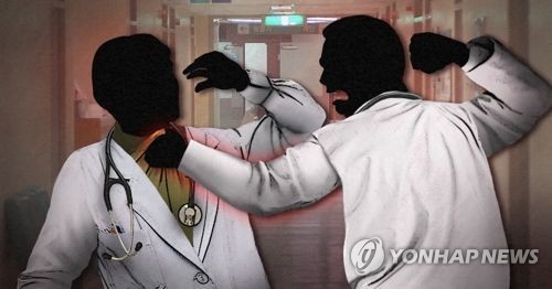 폭행 피해 전공의 보호 강화…수련병원 이동 막으면 과태료