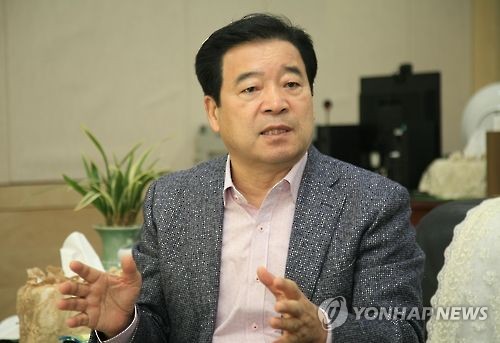 이용부 전 보성군수 '뇌물수수' 항소심서 징역 5년