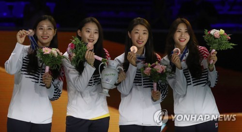 세계선수권 메달 합작한 윤지수·김지연, 대통령배 펜싱 1·2위