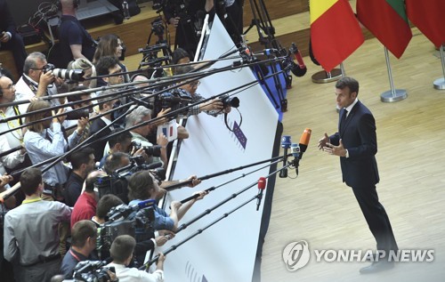 EU 차기 지도부 인선 진통…밤샘 협상에도 여전히 '노딜'(종합)