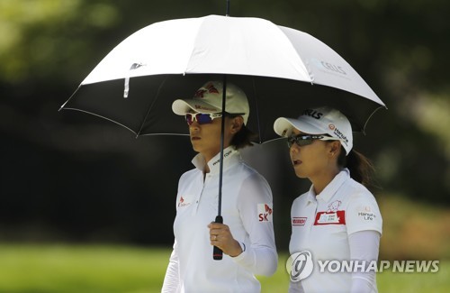 최나연-신지은, LPGA 신설 2인 1조 대회 3R 공동 2위