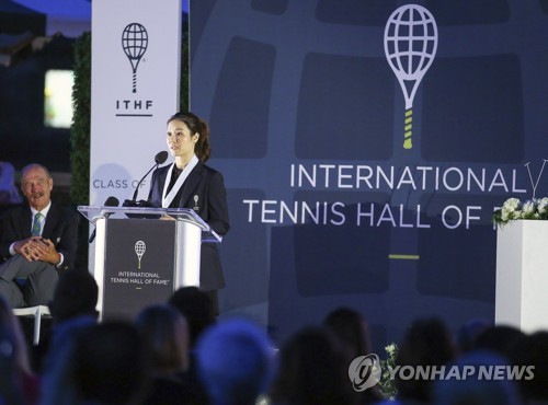 중국 리나, 아시아 선수 최초로 테니스 명예의 전당 가입