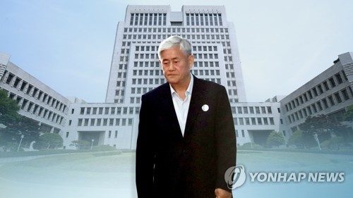 '친박' 최경환 "탄핵에 발목잡히면 안돼…저에게 침 뱉어달라"