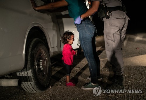 트럼프, 이민자 열악 처우 논란에 "그들이 있던 곳보단 낫다"