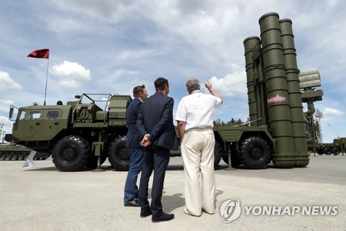 "러, S-400 첫 인도분 7일 터키 수송…러 기술팀, 8일 도착"