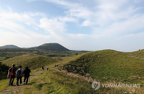 국립생태원, 곶자왈·오름 등 제주 100개 생태자산 활용 논의