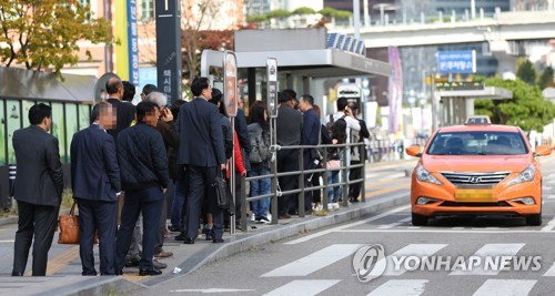 플랫폼 운송사업 합법화…사업규모 따라 기여금 받는다(종합)