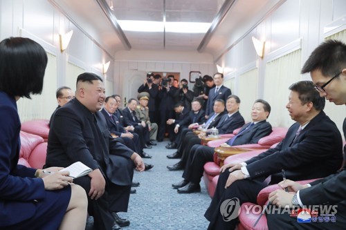 北中 당 국제업무 책임자 회담…"정상 뜻 이어 관계발전"