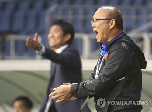한국축구, 17일 월드컵 2차 예선 상대 결정…중동팀이 '복병'