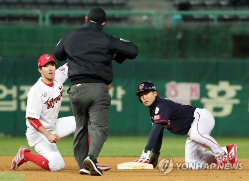 [천병혁의 야구세상] '단장 출신 감독' SK·롯데의 성적은 왜 극과 극일까?