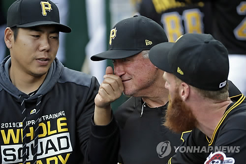 [인터뷰] 허들 감독 "강정호, 여전히 우리에게 중요한 선수"