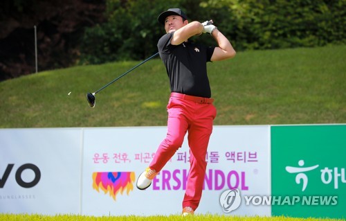 최호성, 낚시꾼 스윙으로 이글…1언더파 공동 78위