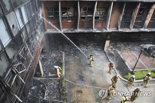 서울교육청, 불에 안 타는 자재로 학교건물 마감재 교체