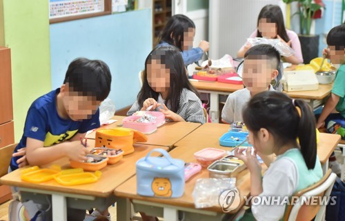 학교비정규직 파업 사흘째, 제주 29개교 급식 차질