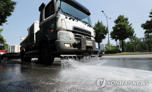 강원 폭염주의보 확대…낮기온 30도 이상 '푹푹'