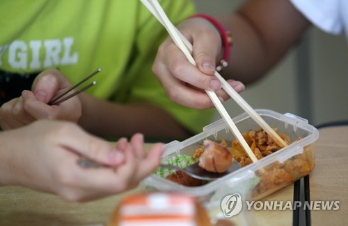 "오늘 점심도 빵으로"…전국 1771개 학교 급식 차질