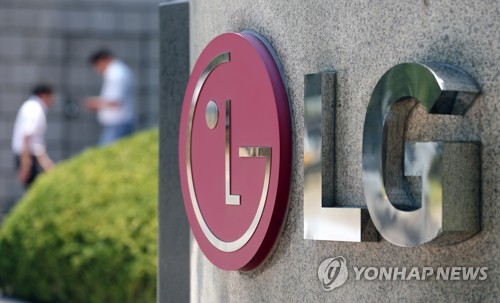 먼지끼고 악취나고…"LG전자 콘덴서 자동세척 건조기 피해 급증"