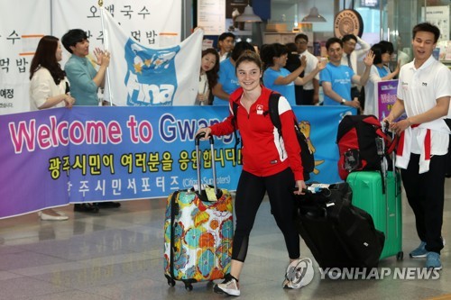 [광주세계수영] 인천공항 오가는 임시열차, 첫 손님 태우고 '씽씽'