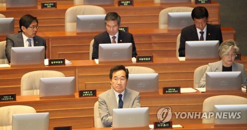 이총리 "日규제 WTO 제소 필요…아베, 안보 흔드는 위험발언"