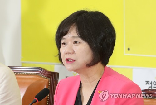 "유연근무제 확대, '야만의 상황'으로 노동자 몰아넣는 것"