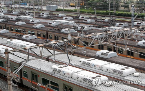 부산지하철 노사 쟁점 일괄 타결…노조 12일 오전 업무 복귀(종합)