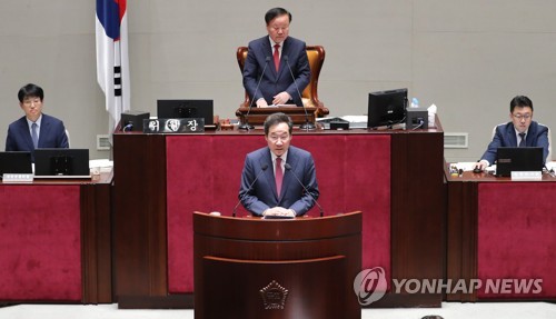 이총리 "해군2함대 '허위자수' 사건, 엄중 조치하겠다"(종합2보)