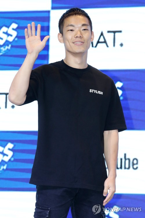마케팅 도구로 활용된 인터랙티브 영화…카스 '아오르비'