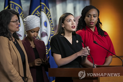 '인종차별' 발언 트럼프 탄핵안, 하원서 압도적 표차로 폐기(종합)