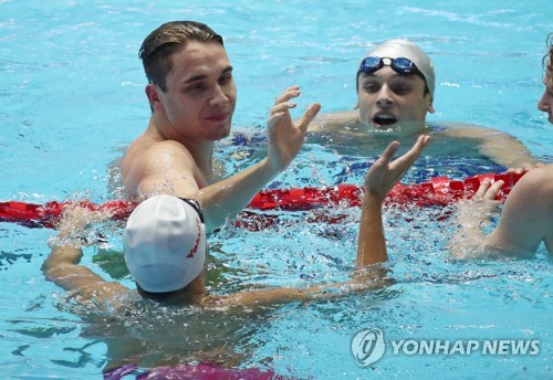 [광주세계수영] 세계신기록 세운 19세 밀라크 "영상으로 본 펠프스를 넘다니"