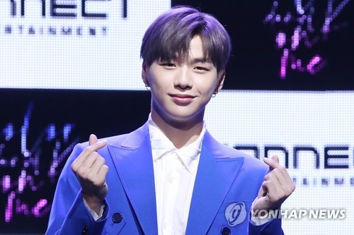 강다니엘 "워너원 빈자리 채워갈 것…희망 주는 사람이 꿈"