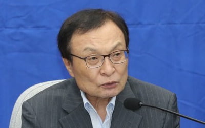 이해찬 "日 명백한 보복행위…중장기 대응방안 마련"