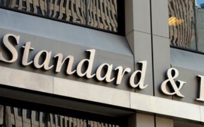 S&P "한일 갈등, 한국 투자와 성장에 하방 압력"