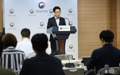 첫 만남서 수출규제 매듭 풀지 못한 한일…대응 수위 고민