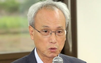 문성현 "경사노위 전면개편 靑에 건의할 것"…위원 집단사의