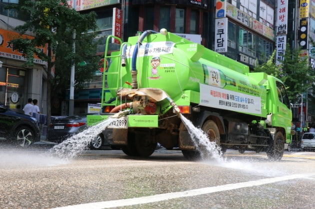 맥키스컴퍼니, 대전 도심 무더위 식힐 살수차 지원