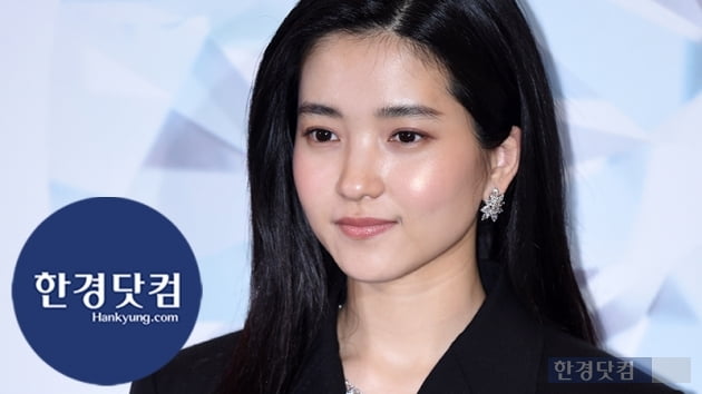 HK직캠｜김태리, 블랙을 입어도 아름다운 그녀…'치명적인 아름다운 자태'