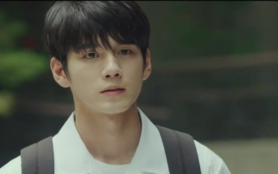 '열여덟의 순간' 옹성우·김향기, 느리고 서툰 단짠 로맨스…김선영 '못마땅'