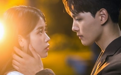 '호텔 델루나' 아이유 OST '해피엔딩' 화제…"대본 보고 직접 작업, 발매 계획 無"