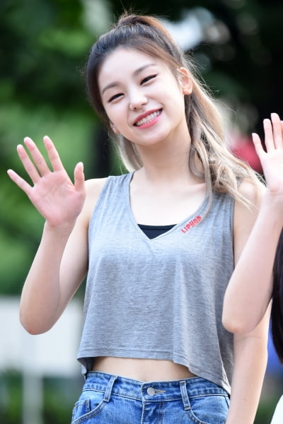 [포토] ITZY 예지, '웃는 모습이 귀여워~'