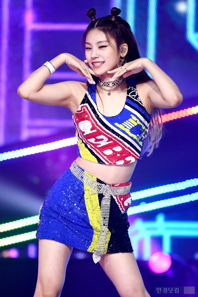 [포토] ITZY 예지, '매력 넘치는 미소~'