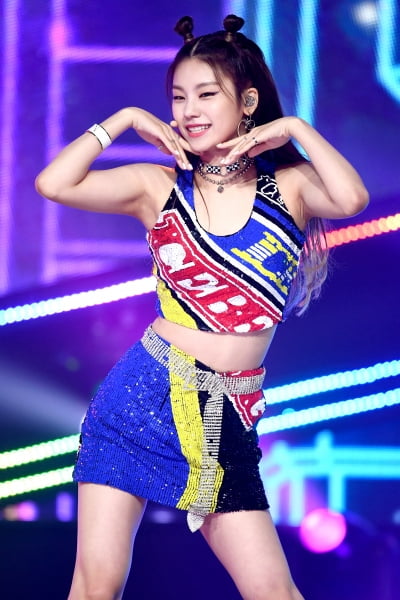 [포토] ITZY 예지, '매력 넘치는 미소~'