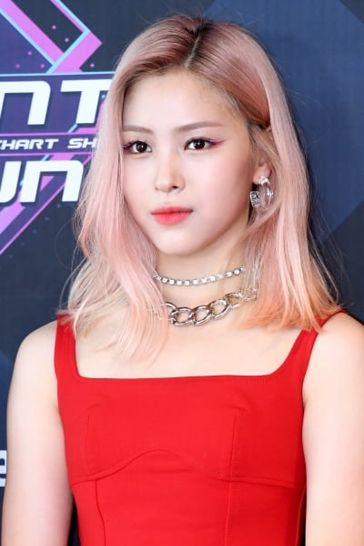 [포토] ITZY 류진, '치명적인 눈빛'