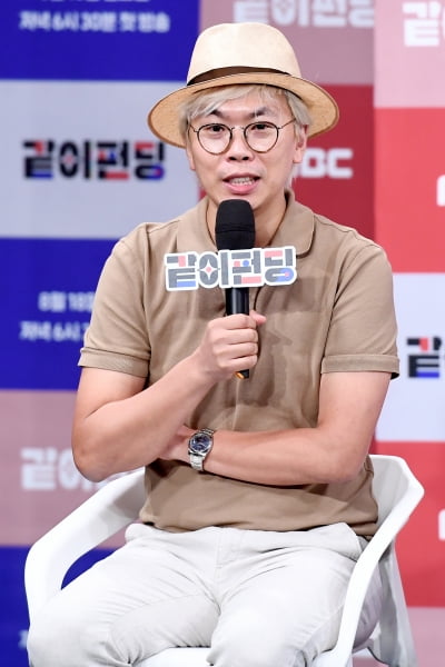 [포토] 김태호 PD, '같이 펀딩' 많이 사랑해 주세요~