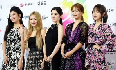 [포토] 레드벨벳, '신곡 나왔어요~'(2019 소리바다 어워즈)