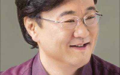 윤의중 예술감독 "아픈 우리 역사, 예술로 승화…창작 칸타타로 '광복' 의미 기려"