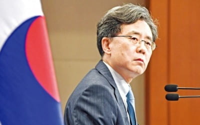 靑 "日이 국가적 자존심 훼손…안보역량 키우면 한·미동맹 더 강화"