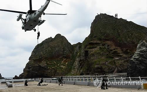 軍, 한일관계 감안해 미뤄온 독도방어훈련 이달 중 실시 검토