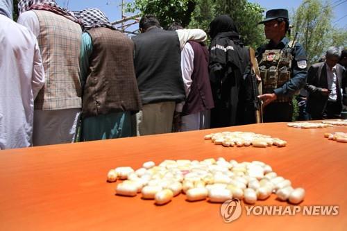 '헤로인 중독자 200만명' 인도, 마약 밀수 강력 단속 추진