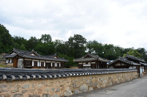 '별채 붕괴' 청송 평산신씨 종택 사대부 전통 오롯이 간직